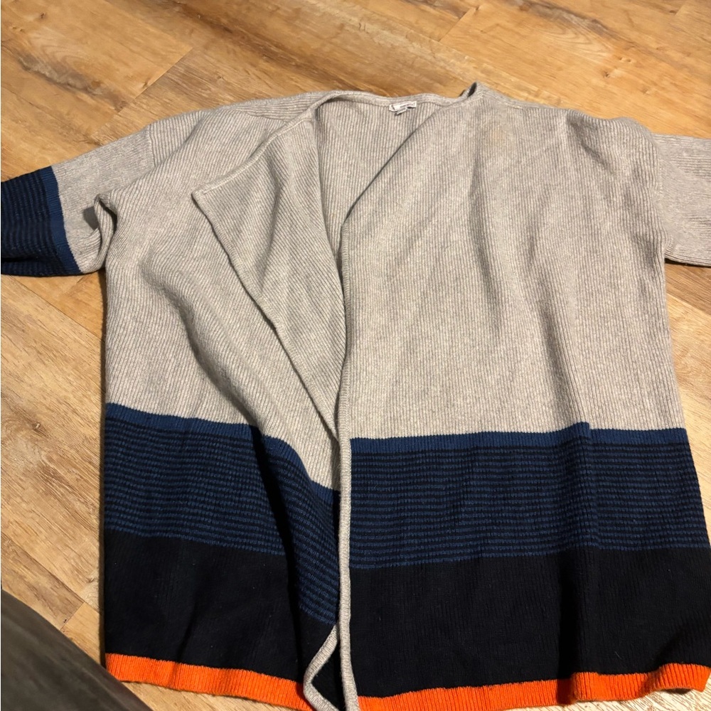GAP Gray and Navy Colorblock Cardigan - Picture 1 of 7